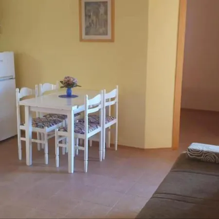 Διαμέρισμα Gogi - One Bedroom A6 Τρογκίρ