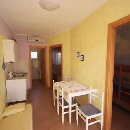 Gogi - One Bedroom A6 * Trogir