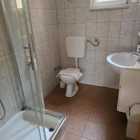Gogi - One Bedroom A6 Διαμέρισμα Τρογκίρ